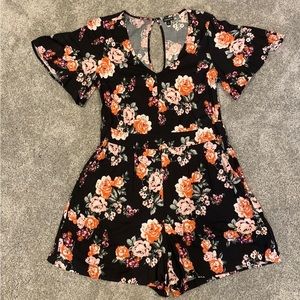 Torrid, size 1, romper